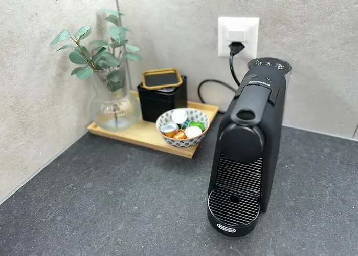 Jasminkas Host 1, Ruhig, Gratis Parkplatz Balkon & Im 1, Stockwerk