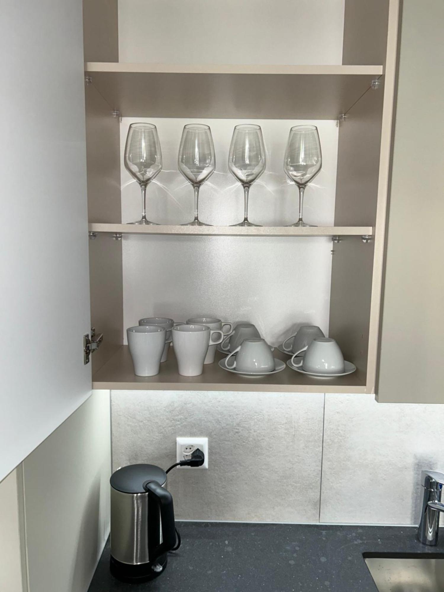 Apartment Jasminkas Host 1, Ruhig, Gratis Parkplatz Balkon & Im 1, Stockwerk