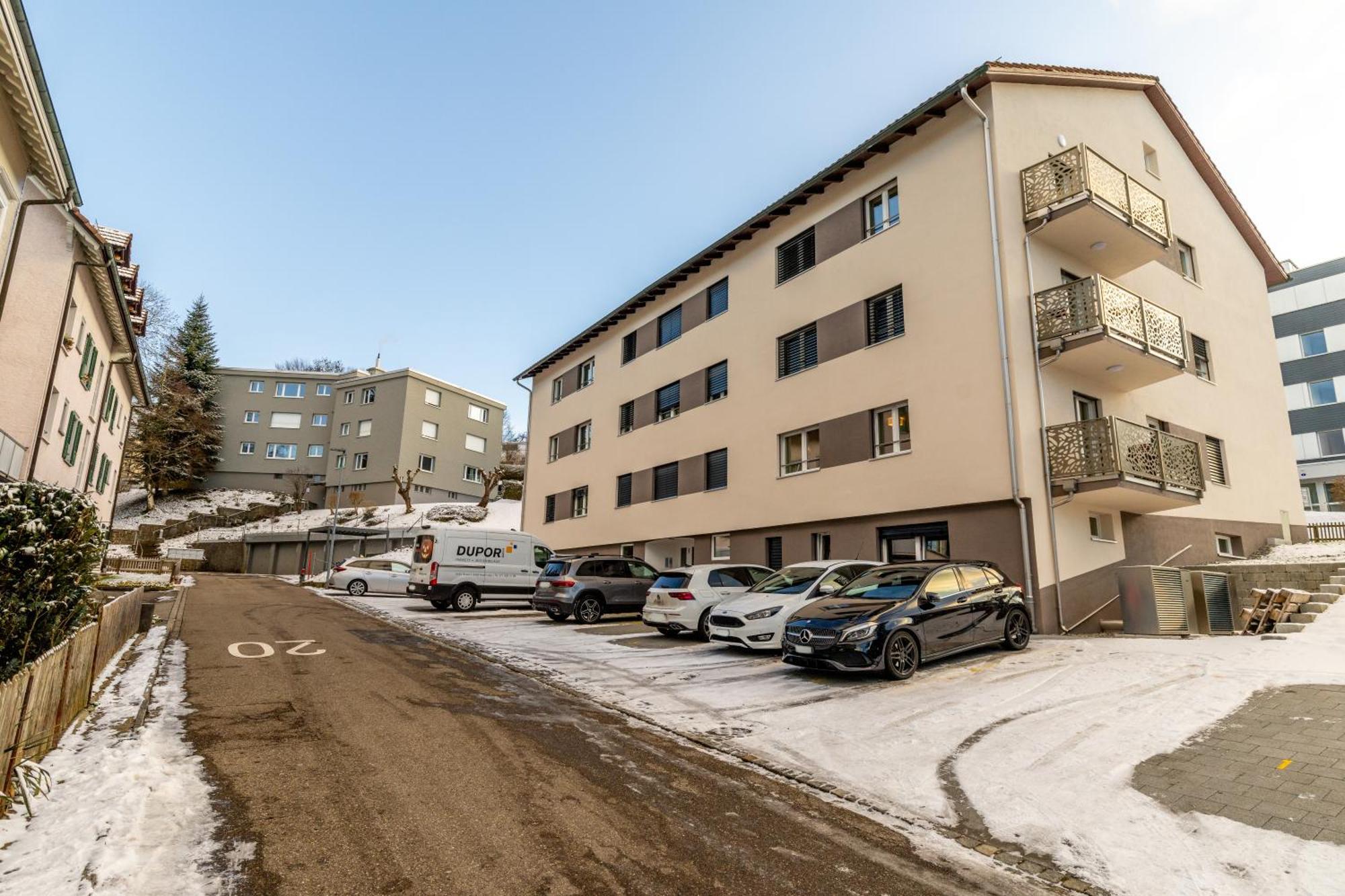 Apartment Jasminkas Host 1, Ruhig, Gratis Parkplatz Balkon & Im 1, Stockwerk St. Gallen